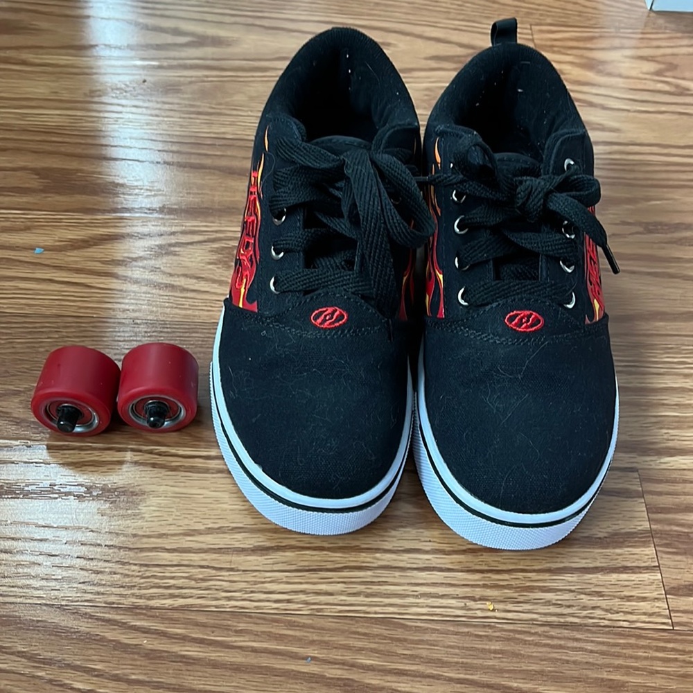 Flame Heelys 🔥